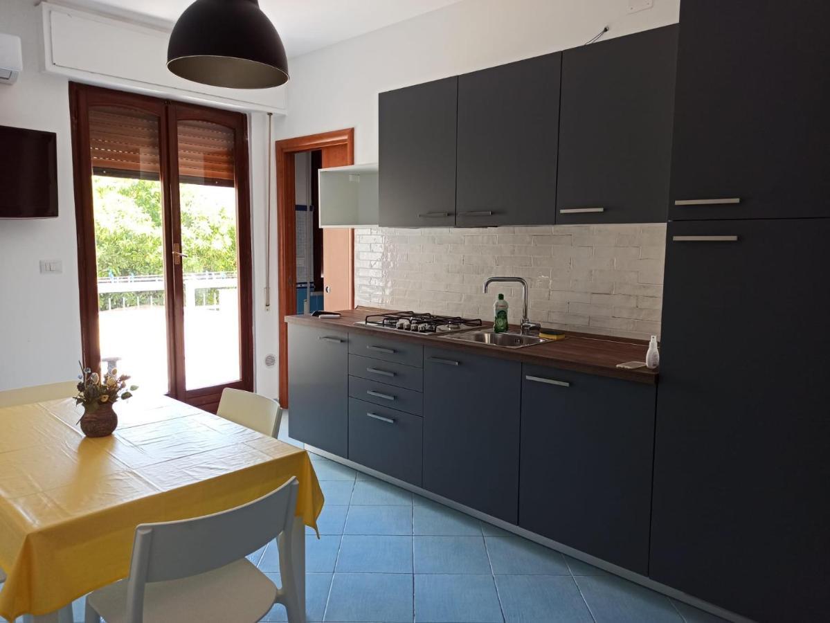 Mondello Valdesi Apartment Palermo Kültér fotó